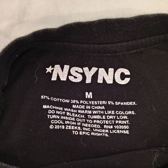 Black NSYNC No Strings Attached Men's Med Fan Tshirt - Picture 4 of 5